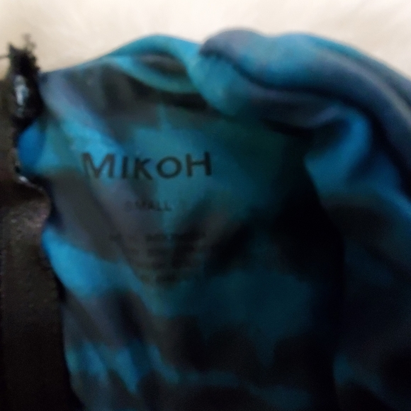 Mikoh Lunar Cut-Out Rashguard Body-Suit - Picture 11 of 11